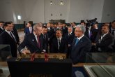 Түркия Президенті Қожа Ахмет Ясауи кесенесіне Құранды сыйға тартты