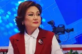 «Жалғызбасты әйелдің етегін я ел, я жел ашады»: Дана Нұржігіт жалғызбасты әйелдер туралы