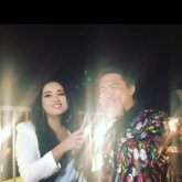 «9 х 8 қанша болады?»: Төреғали Төреәлі көбейте алмай масқара болды (ВИДЕО)