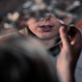 Дәрігерлер қателігіне бола 15 рет операция жасатқан қазақстандық бойжеткен өзіне қол салмақ болды