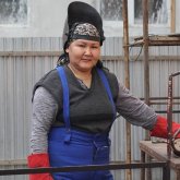 Түркістандық «сварщик» келіншек қалай өмір сүріп жатқанын айтты