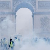 Париж билігі наразылыққа байланысты Эйфель мұнарасының уақытша жабылатынын мәлімдеді