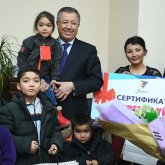 Президентпен кездескен 27 жастағы көпбалалы ана баспаналы болды