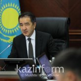 Премьер-министр выразил соболезнования родителям погибших детей в Астане