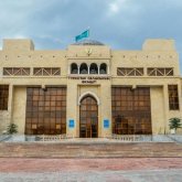 Акимат Туркестанской области перечислил однодневную зарплату потерявшей пятерых детей семье