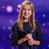 Дрю Бэрримор не смогла сдержать слез после выступления Данэлии Тулешовой на американском шоу (ВИДЕО)