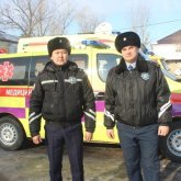 Полицейские в Костанае сопроводили в больницу беременную женщину