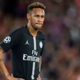 Жанкүйерін соққыға жыққан Неймар маусым соңына дейін футболдан шеттетілді