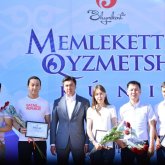 Шымкентте мемлекеттік қызметшілер күні атап өтілді