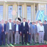 Шымкентте домбыраға арнап 7 метрлік ескерткіш орнатылды