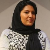 «Аяғын сүйдірген»: Cауд Арабия ханшайымының жұмысшыны қорлағанына қатысты сот отырысы басталды (ВИДЕО)