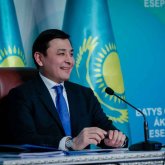 «Демалғанды жақсы көреміз»: Нұр-Сұлтан әкімі тазарту акциясына қатысты