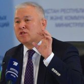 Жолсерік жұмыс орнында ішімдік ішіп, кімді қай жерге отырғызғысы келсе өзі біледі - Мұрат Әбенов