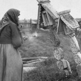 Үш апта бойы ұйықтаған: қабірден оралған жігітті анасы атып өлтірді