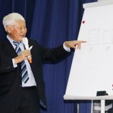 «Кітапты беталды оқи бергеннен түк те шықпайды» — Асқар Жұмаділдаев