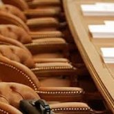 "Отандық өнімді қолдайтын" шенеуніктер қашанғы шетелдік жиһаздарда отырмақ?