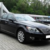 «Облыс әкімдері хан сарайындай үйлерде тұрады, ауласы толған көлік» - халық пікірі (ВИДЕО)