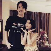 Димаш Санкт-Петербуркте өткен концертте индонезиялық фанатымен бірге ән салды (ВИДЕО)