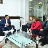 Айтаханов қала тұрғындарымен бірге өзекті мәселелерді талқылады