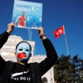 Месут Өзілдің Шыңжаң жайлы постынан соң Қытай «Арсенал» матчын эфирден алып тастады