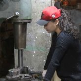 Ақтөбеде 24 жастағы ару жүк көлігін жөндеп жүр