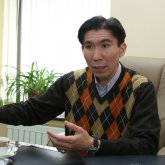 «Ең қауіпті нәрсе – пассивті наразылық»: Досым Сәтпаев қазіргі жүйеге саяси реформа жасау керек дейді