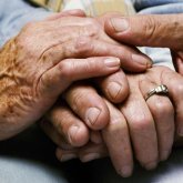 «Республикада жасы жүздегі және жүзден асқан 382 адам тұрады» - Еңбек және әлеуметтік қорғау министрі