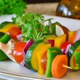 Мидың жұмысын жақсартатын көкөністер мен жемістер