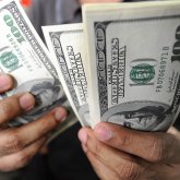 «Жасына, жынысына қарамаймыз, ақшасын төлесе болды»: жезөкшелікпен айналысып жүрген жігіттер де бар