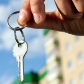 1200 адам заңсыз тұрған: Қарағандыда пәтер кезегін бизнеске айналдырған шенеуніктер анықталды