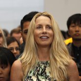 Стив Джобстың әйелі өзіне қалған мұраны балаларымен бөлісуге қарсы