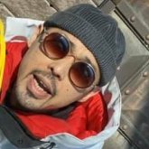 «Айқайлап, қорқыта бастады»: Алматыда Рүстем Әбдірашевтің ұлы бойжеткенге шабуыл жасаған (ВИДЕО)