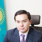 «Оффшорлық аймақта орналасқан»: Нұрали Әлиевтің Ұлыбританиядағы зәулім сарайы бұғатталды