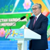 «Біз біргеміз!»: Мемлекет басшысы қазақстандықтарды Бірлік күнімен құттықтады