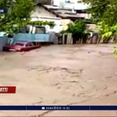 «Сұмдық болып жатыр»: Түркістан облысына қарасты тағы бір ауданды су басып қалды (ВИДЕО)
