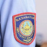 «Руслан жоқ, енді олар құтырады»: шымкенттік полицей жүргізушіні жақтан бір ұрды (ВИДЕО)