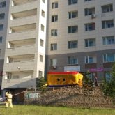 Нұр-Сұлтанда «Инфинити» тұрғын үй кешенінің 8-қабатынан ер мен әйел секіріп кетті (ВИДЕО)