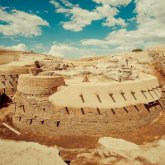 Сырларын құм басқан Сығанақ