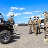 Қорғаныс министрі Үшарал гарнизонын тексерді