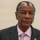 Гвинея президенті министрді көшеде соққыға жықты (ВИДЕО)