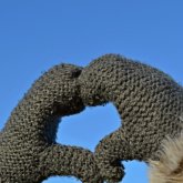 Қысқы қолғаптар да коронавирус жұқтыру қаупін азайтады - вирусолог