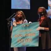 Үздік ерікті жарты миллионын өзгеге ұсынды