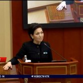 Мәжіліс депутаттары қағаздан 3-4 сөйлемді оқи алмай әбден састы (ВИДЕО)