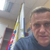 «Асылып өлу, тамырымды кесу ойымда жоқ»: абақтыда отқан Навальный мәлімдеме жасады