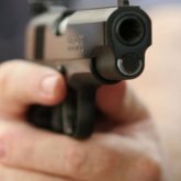 Шахтинскідегі кафелердің бірінде атыс болып, үш адам ауруханаға түсті