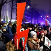 Польшада абортты тыюға қарсы ірі наразылық акциясы өтті