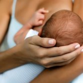 Мас күйдегі анасын емген сәби қайтыс болды