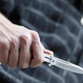 «Пышақ кезеніп, шешіндіре бастаған»: Петропавлда қызға шабуылдаған қасқөй ұсталды