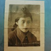 Еш жерде жарияланбаған: Әлия Молдағұлованың 17 жастағы ФОТОсы табылды