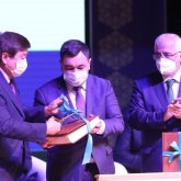 Түркістанда көне түркі тіліндегі алғашқы Құран кітабының тұсауы кесілді